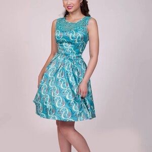 Tatyana Swing Retro Rockabilly Pinup Dress Women's Small Laced Neckline Bicycle